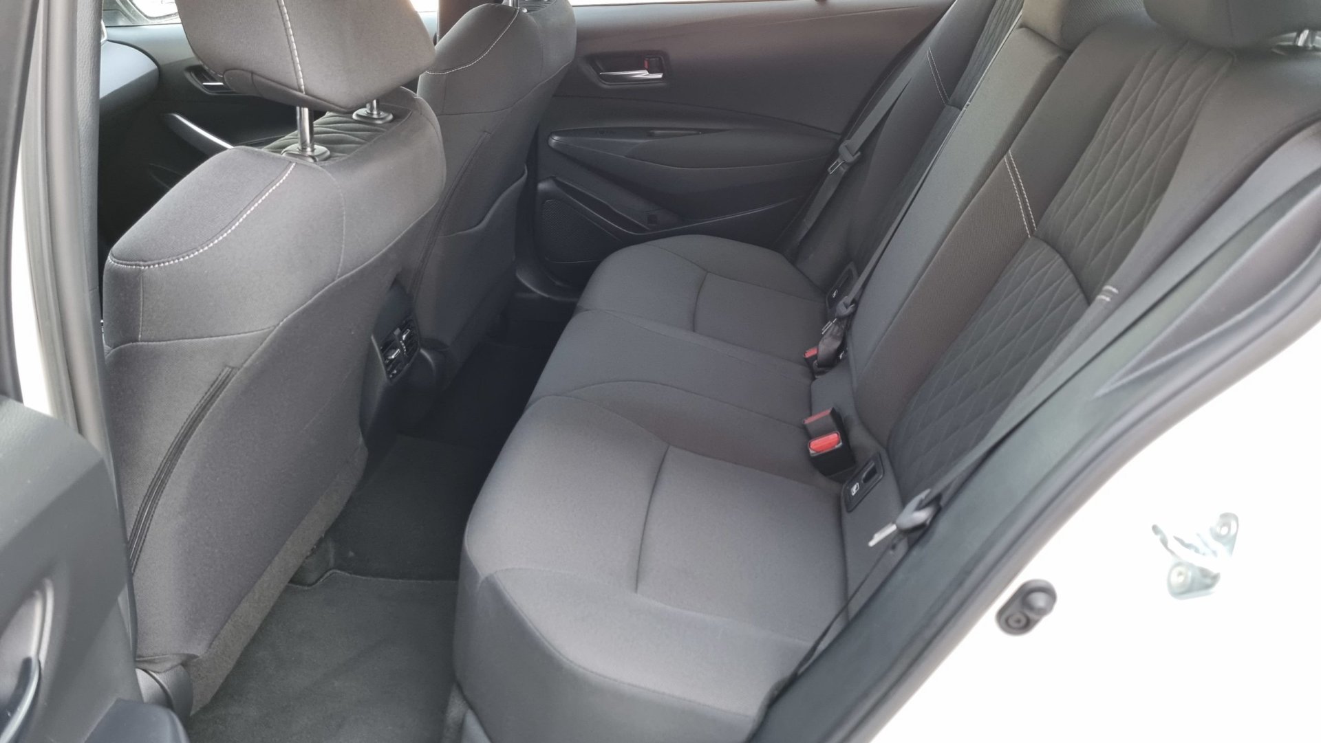 Toyota Corolla Sedan